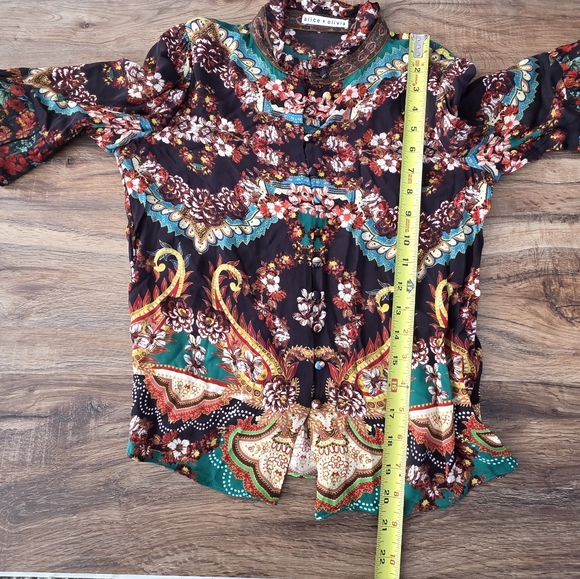 Alice + Olivia Liberty Printed Ruffled Sleeve Blouse Size P / XS - Picture 9 of 10